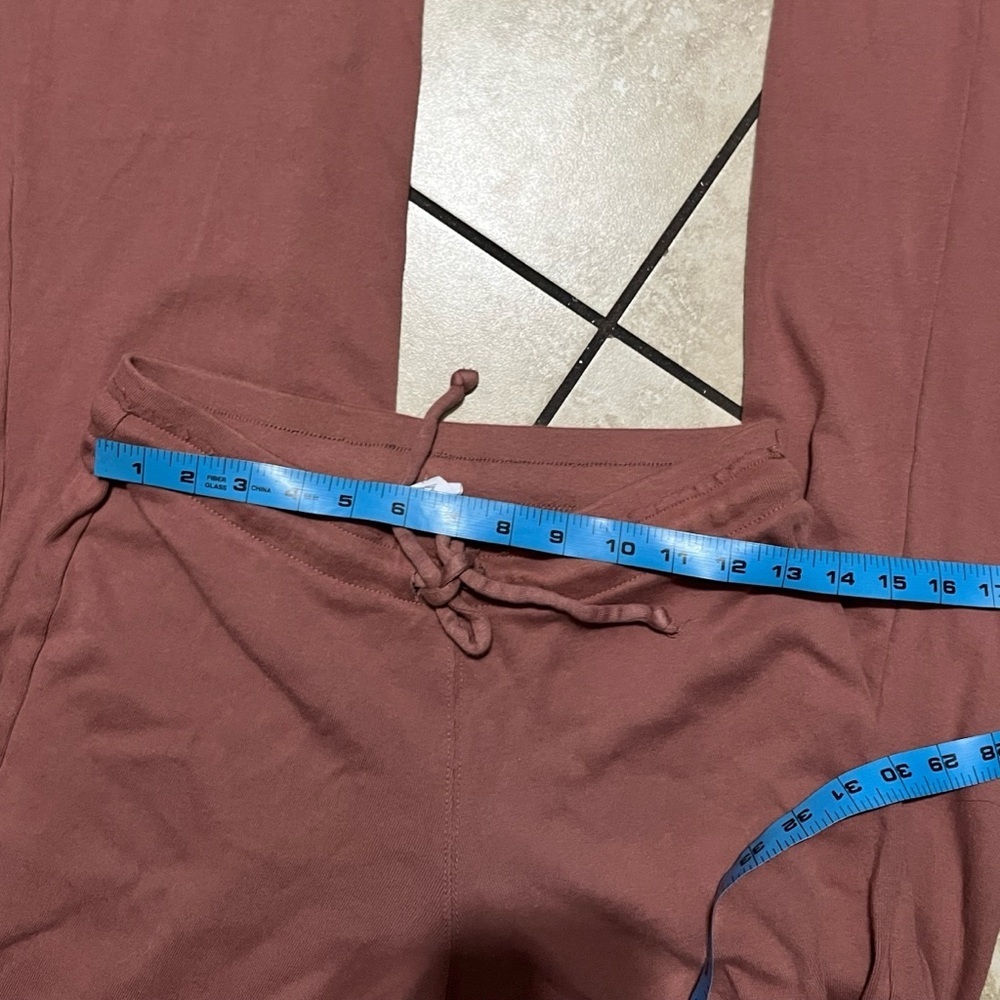 UO Out From Under Easy Does It Low-Rise Flare Pant Inseam 34 - Picture 6 of 7